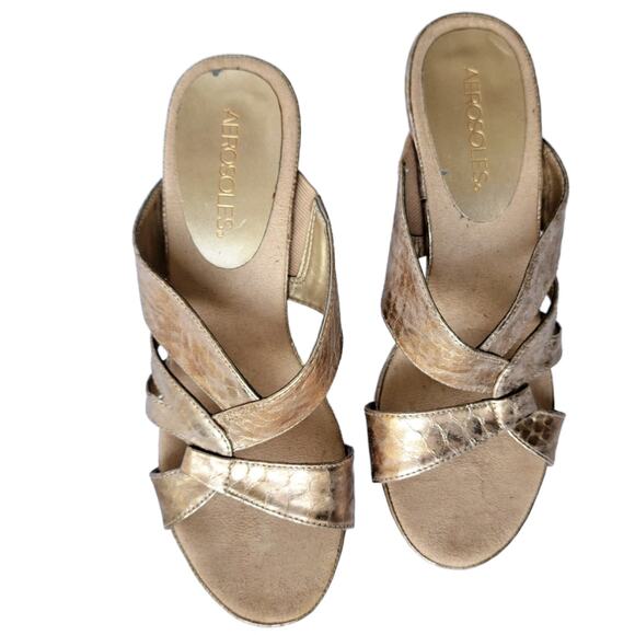 AEROSOLES Miswrote Mid Heel Mules Heels Size 7.5 Gold Embossed Sandal - Picture 3 of 8